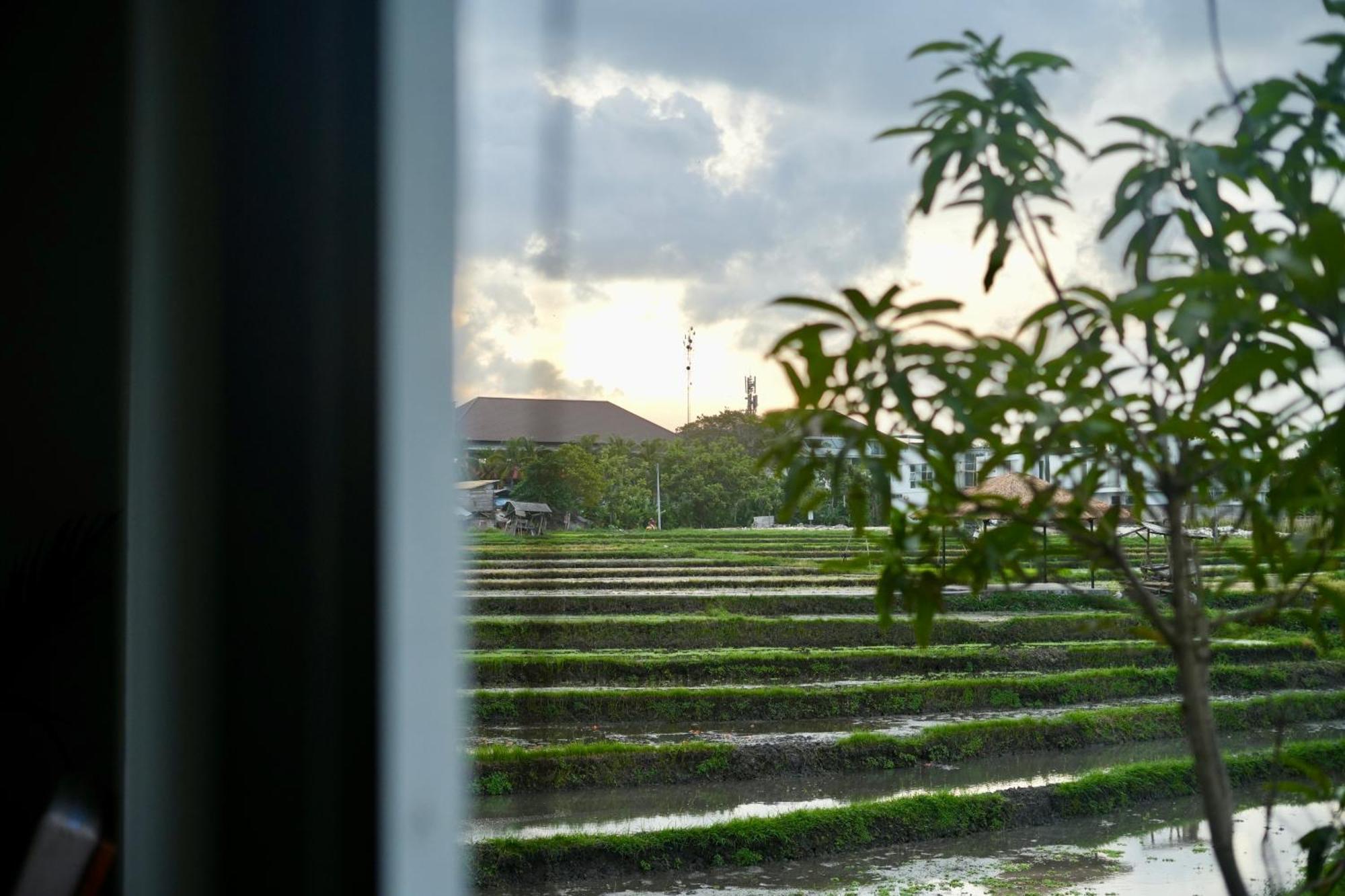 Villa In Seminyak Villa Mitra Dua Ricefield View Relax Kerobokan Zewnętrze zdjęcie